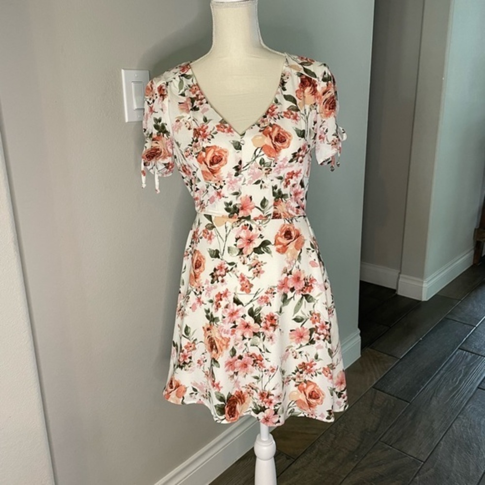 Floral Dress - Picture 1 of 4